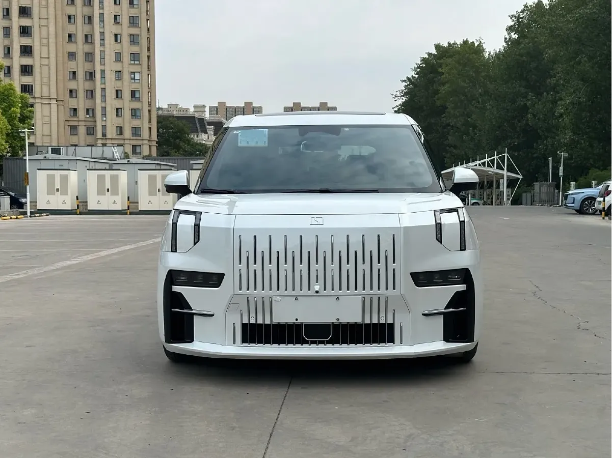 2022 Zeekr 009 BEV 116KWH,autocango,china used car exporter,china ev exporter,chinese used car exporter,chinese used ev exporter