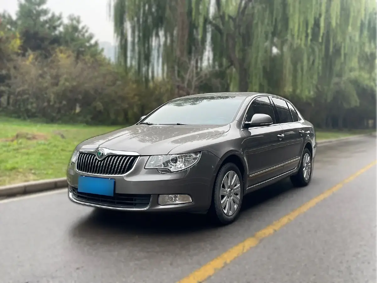 2012 Skoda Superb 1.8T 160HP L4 6AT