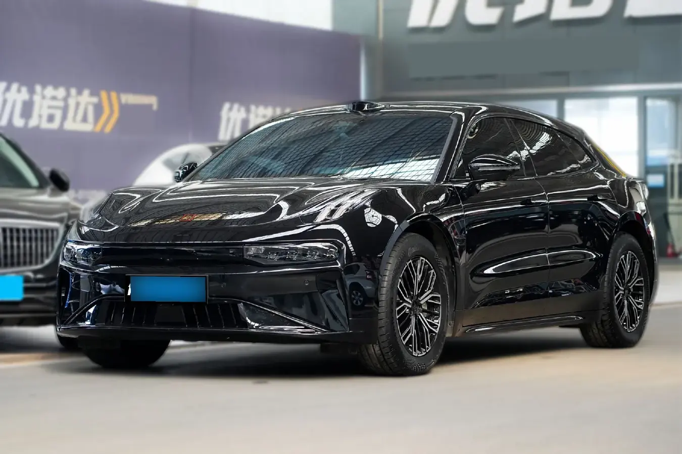 2024 Zeekr 001 BEV 95KWH