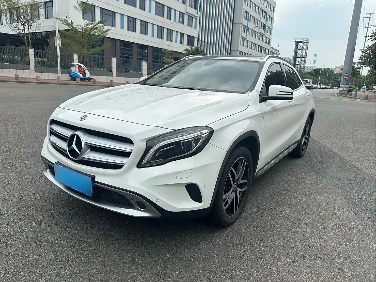 2017 Mercedes-Benz GLA Class 1.6T 156HP L4 7DCT