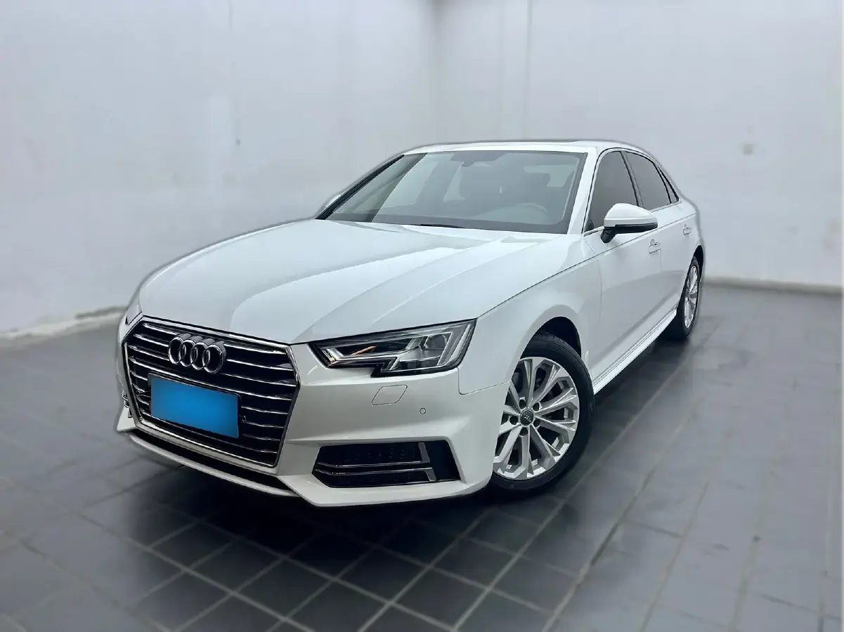 2019 Audi A4L 2.0T 190HP L4 7DCT