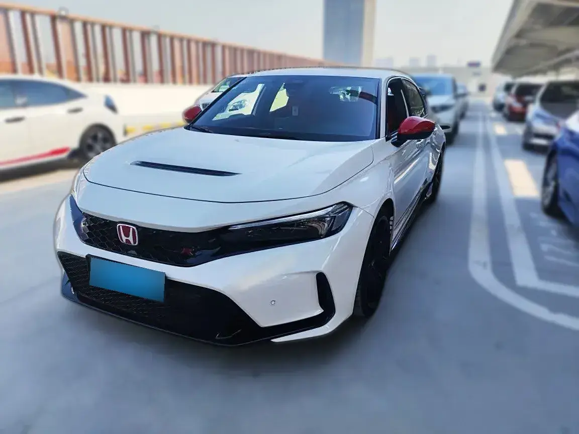 2023 Honda Civic 2.0T 300HP L4 6MT