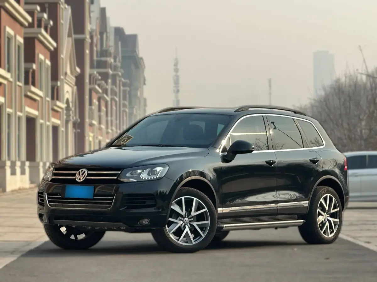 2014 Volkswagen Touareg 3.0T 290HP V6 8AT