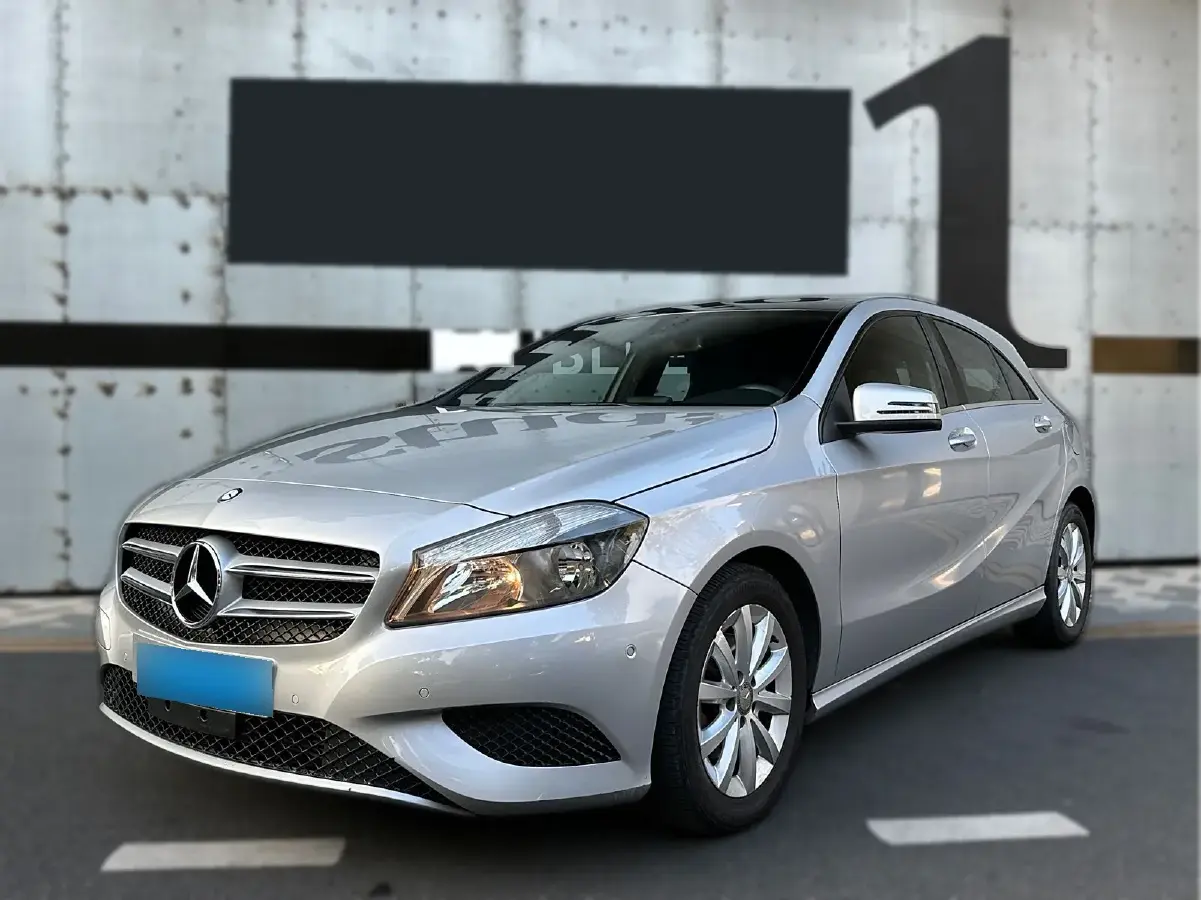 2013 Mercedes-Benz A Class 1.6T 122HP L4 7DCT