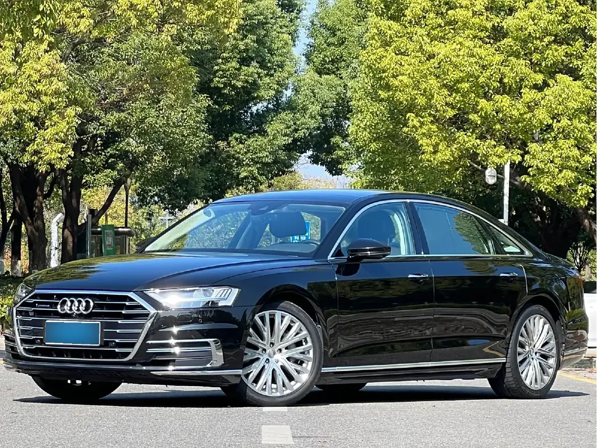 2018 Audi A8 3.0T 340HP V6 8AT