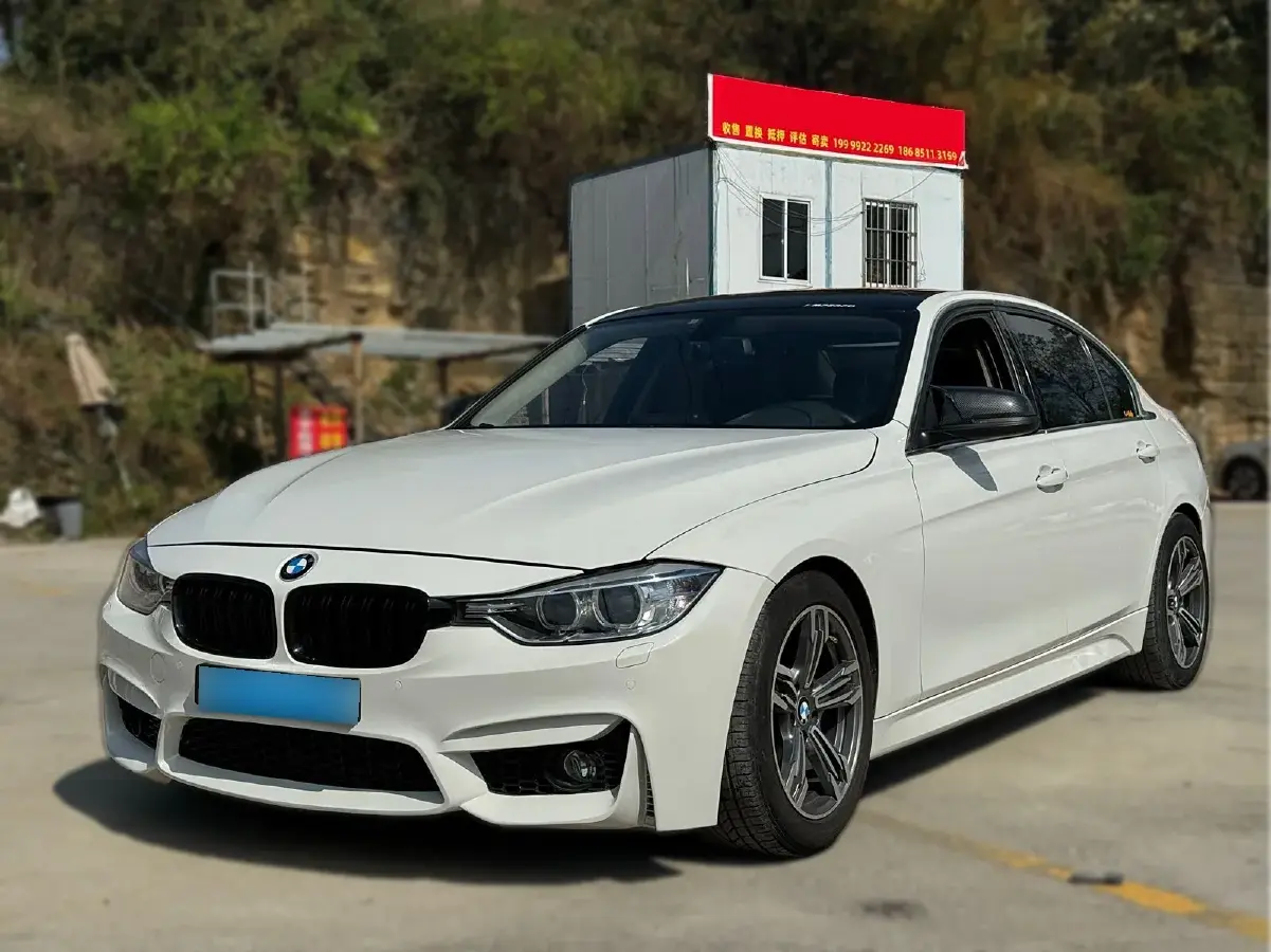 2013 BMW 3 Series 2.0T 245HP L4 8AT