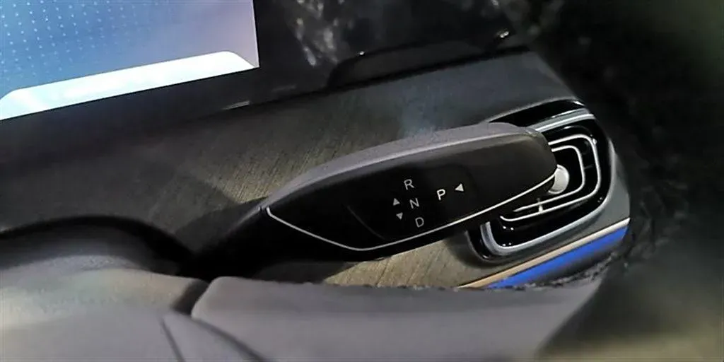 2025 Chery Tiggo 9 2.0T 261HP L4 7DCT,autocango,china used car exporter,china ev exporter,chinese used car exporter,chinese used ev exporter