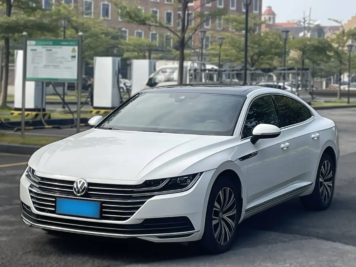 2020 Volkswagen CC 2.0T 186HP L4 7DCT