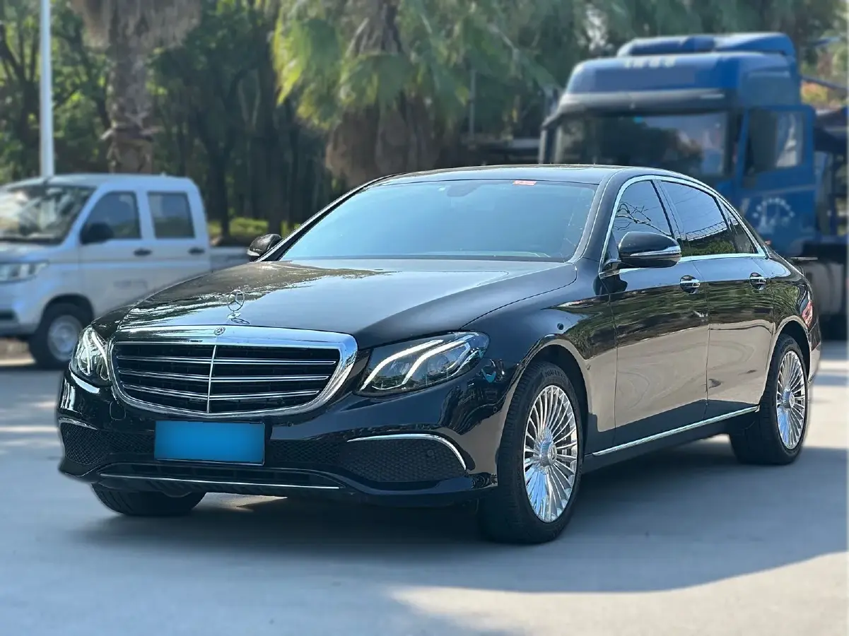 2018 Mercedes-Benz E Class 2.0T 184HP L4 9AT