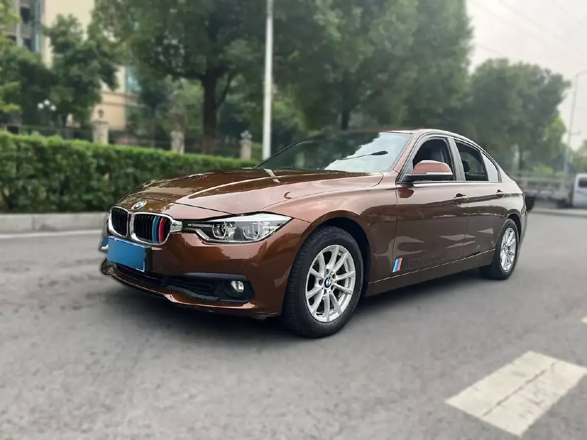 2016 BMW 3 Series 1.6T 136HP L4 8AT