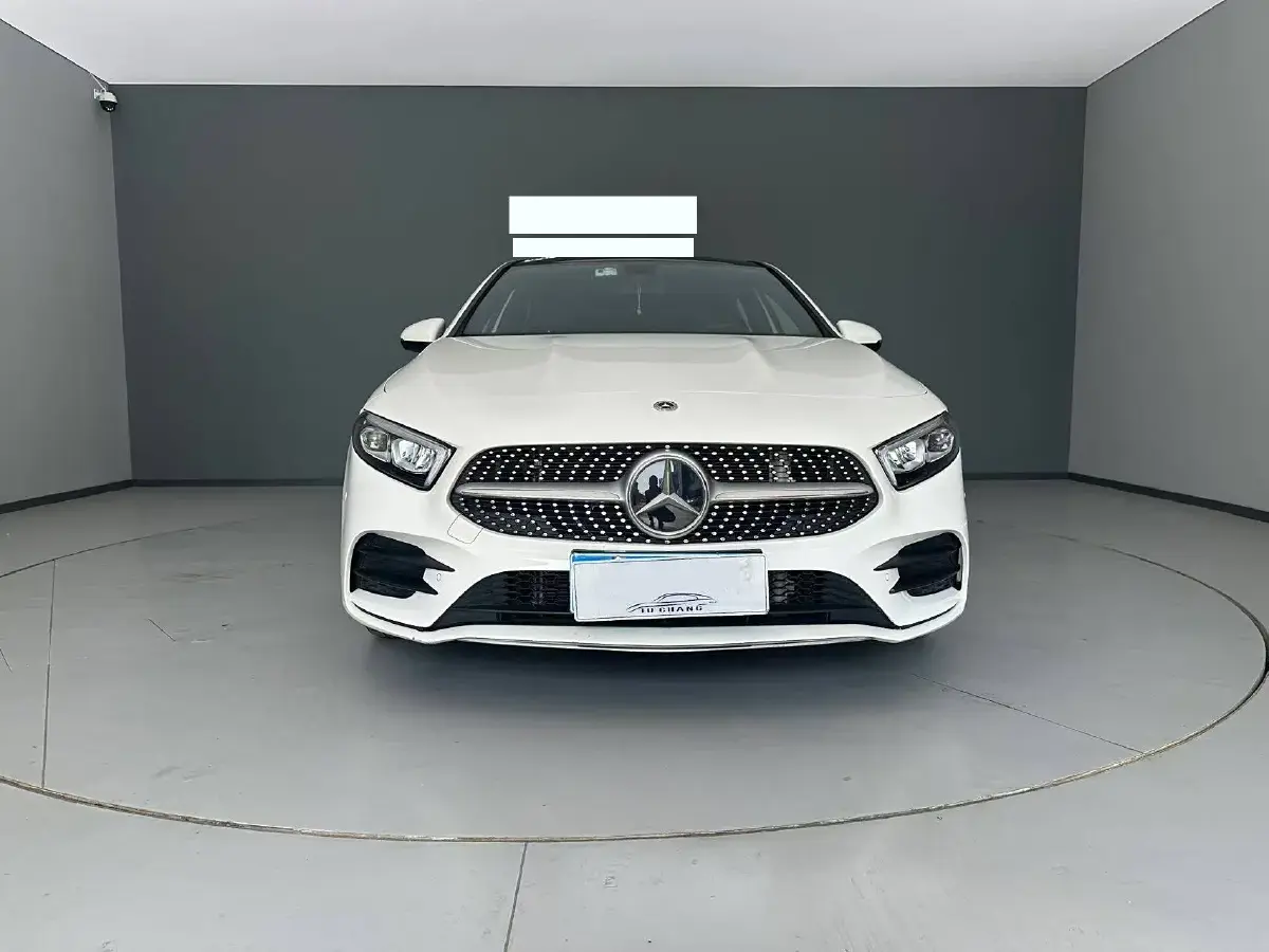 2022 Mercedes-Benz A Class 1.3T 163HP L4 7DCT