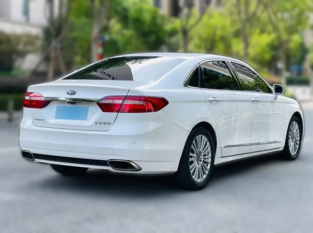 2015 Ford Taurus 2.0T 245HP L4 6AT,autocango,china used car exporter,china ev exporter,chinese used car exporter,chinese used ev exporter