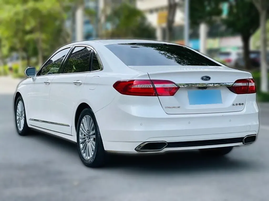 2015 Ford Taurus 2.0T 245HP L4 6AT,autocango,china used car exporter,china ev exporter,chinese used car exporter,chinese used ev exporter