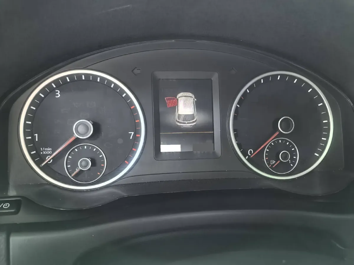 2016 Volkswagen Tiguan 1.8T 160HP L4 6AT,autocango,china used car exporter,china ev exporter,chinese used car exporter,chinese used ev exporter