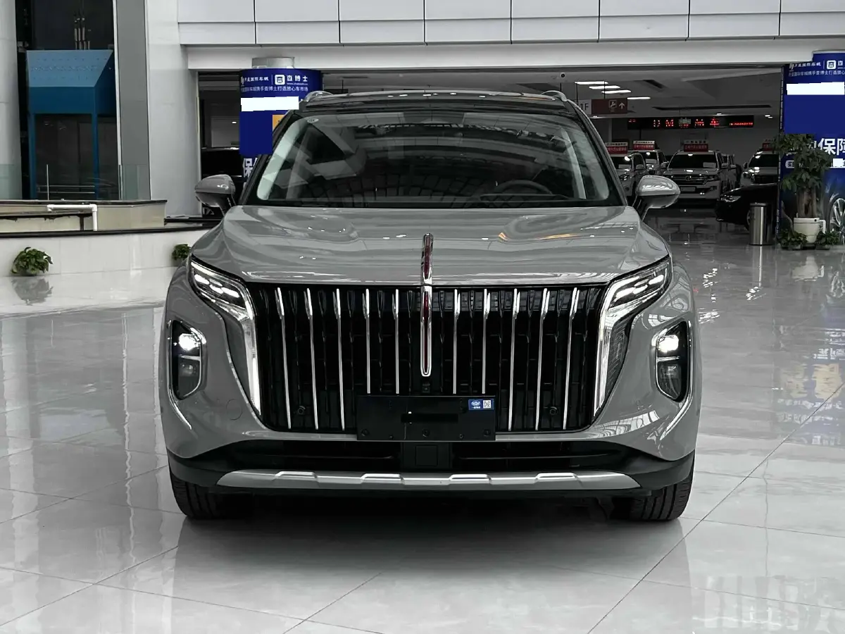 2023 HongQi HS7 2.0T 252HP L4 8AT