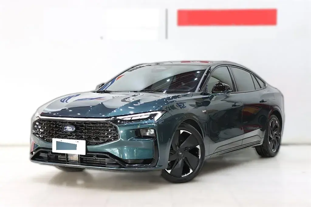 2023 Ford Mondeo 1.5T 190HP L4 E-CVT Hybrid