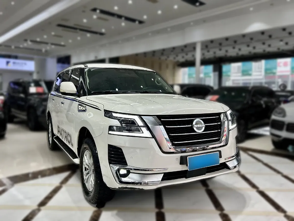2018 Nissan Patrol 4.0L 279HP V6 7AT,autocango,china used car exporter,china ev exporter,chinese used car exporter,chinese used ev exporter