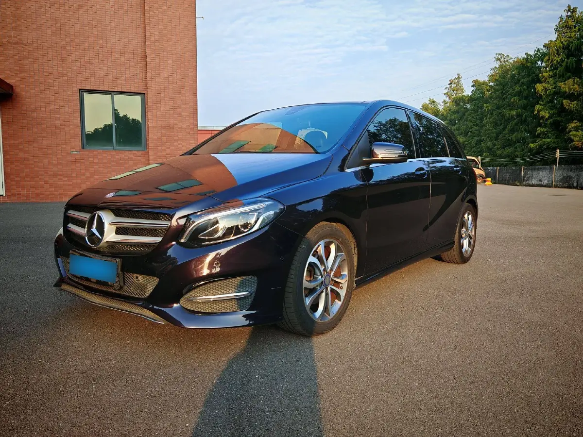 2015 Mercedes-Benz B Class 1.6T 156HP L4 7DCT