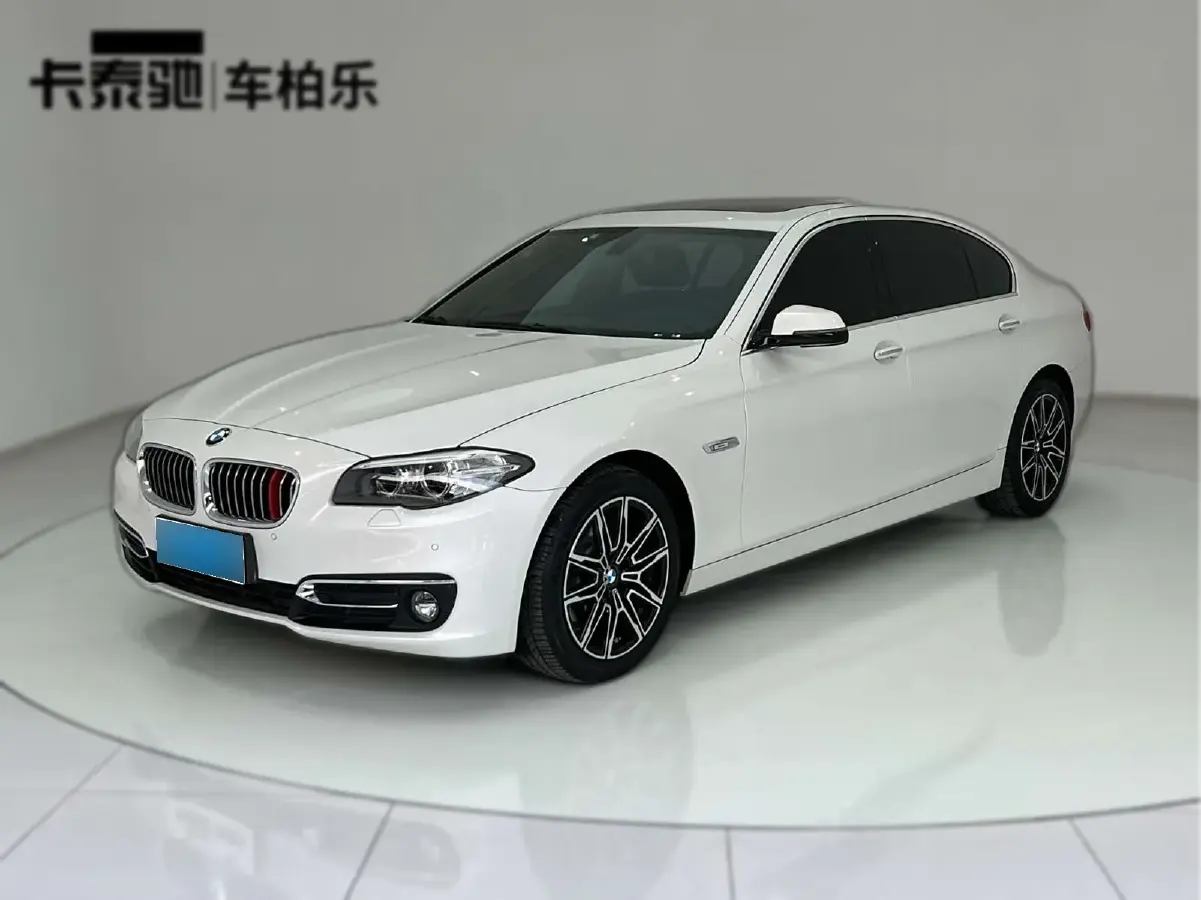 2017 BMW 5 Series 2.0T 218HP L4 8AT