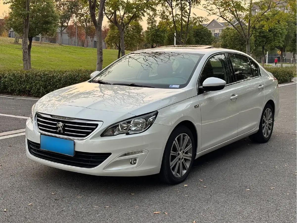 2015 Peugeot 408 1.2T 136HP L3 6AT
