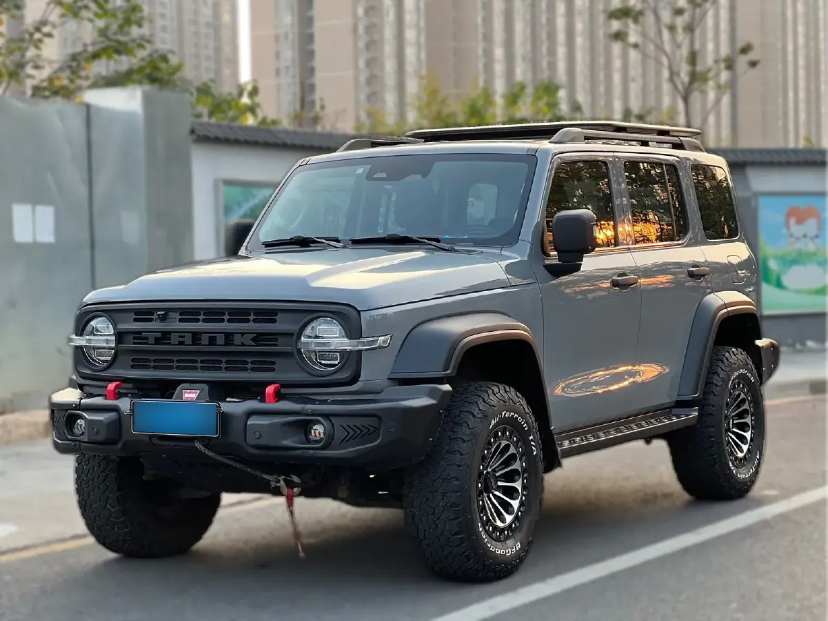 2021 Tank 300 2.0T 227HP L4 8AT