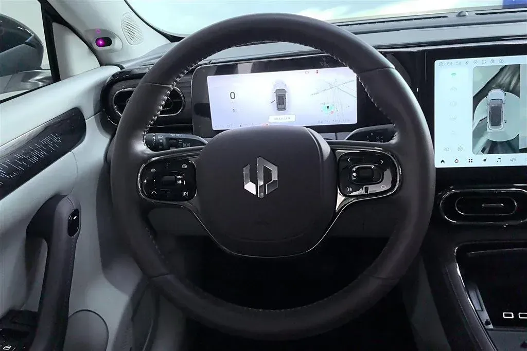 2023 Leapmotor C11 1.2T 131HP L3 REEV 43.74KWH,autocango,china used car exporter,china ev exporter,chinese used car exporter,chinese used ev exporter