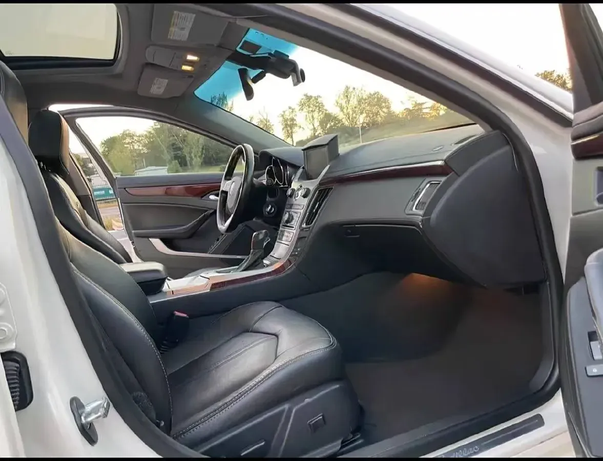 2012 Cadillac CTS 3.0L 276HP V6 6AT,autocango,china used car exporter,china ev exporter,chinese used car exporter,chinese used ev exporter