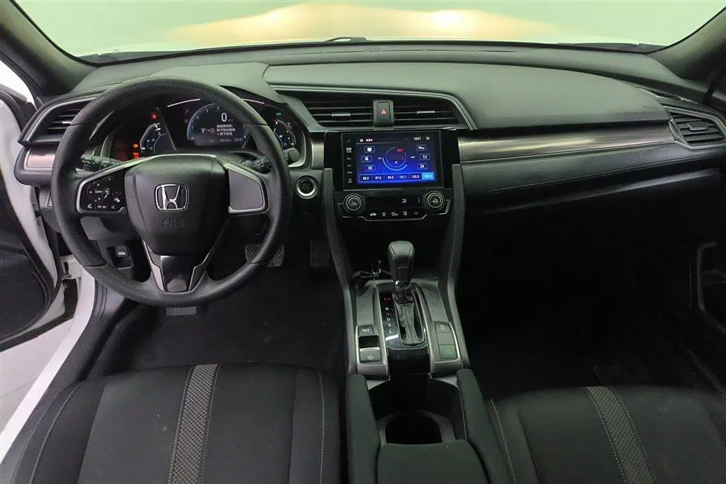 2021 Honda Civic 1.5T 177HP L4 CVT,autocango,china used car exporter,china ev exporter,chinese used car exporter,chinese used ev exporter