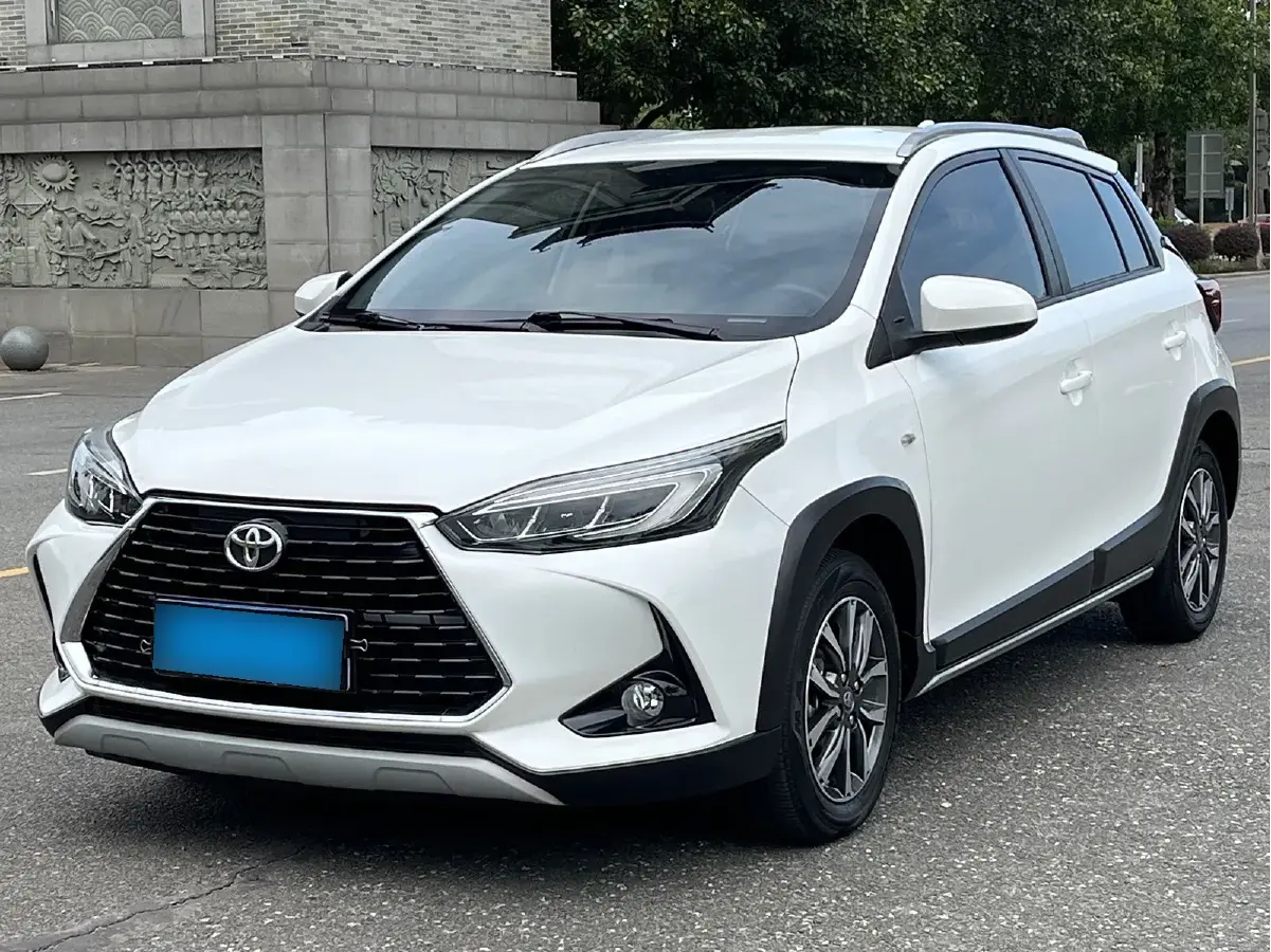 2020 Toyota Yaris L 1.5L 110HP L4 CVT