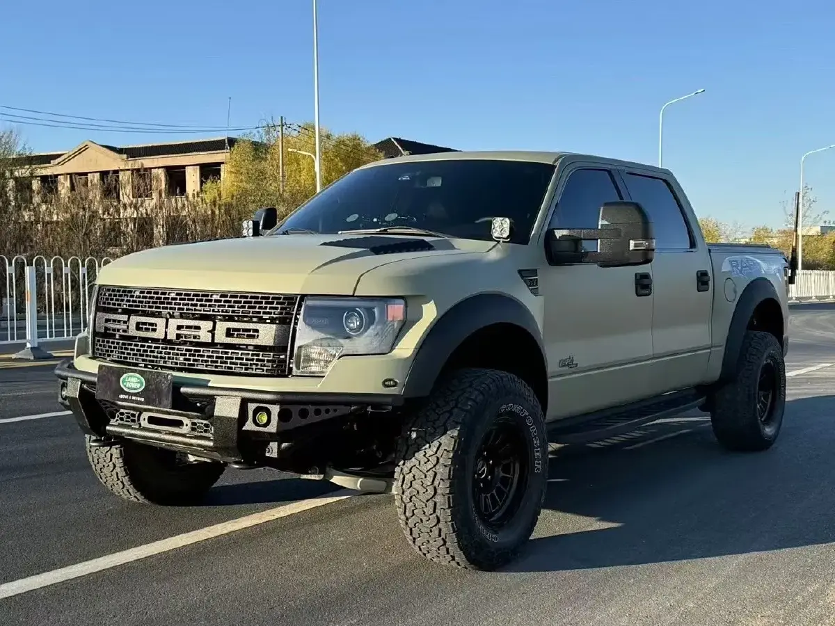 2014 Ford F-150 6.2L 412HP V8 6AT