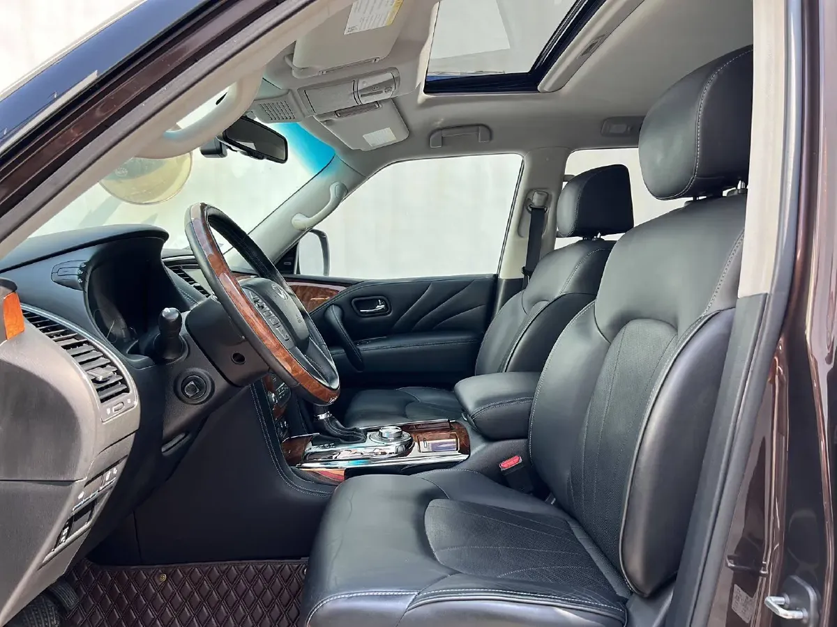 2016 Infiniti QX80 5.6L 398HP V8 7AT,autocango,china used car exporter,china ev exporter,chinese used car exporter,chinese used ev exporter