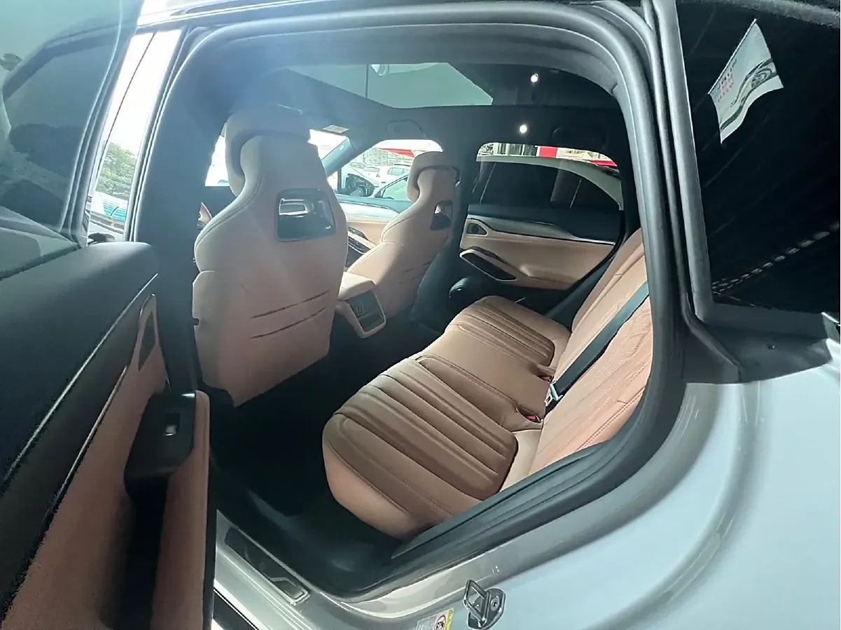 2024 BYD SongL EV BEV 71.8KWH,autocango,china used car exporter,china ev exporter,chinese used car exporter,chinese used ev exporter