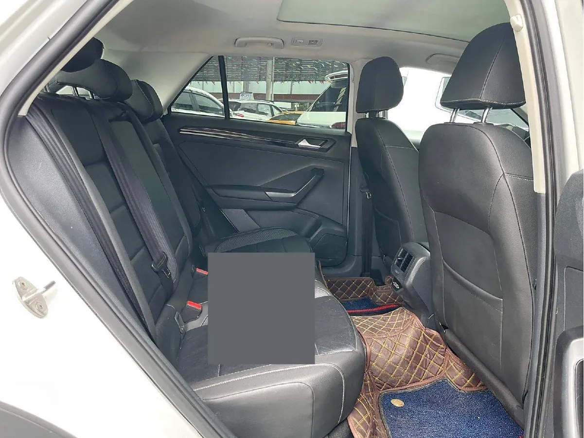 2018 Volkswagen T-Roc 1.4T 150HP L4 7DCT,autocango,china used car exporter,china ev exporter,chinese used car exporter,chinese used ev exporter