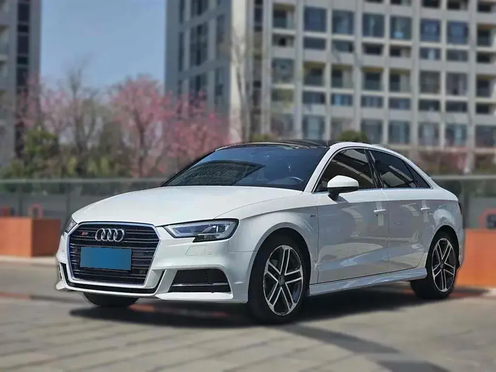 2018 Audi A3 1.4T 150HP L4 7DCT