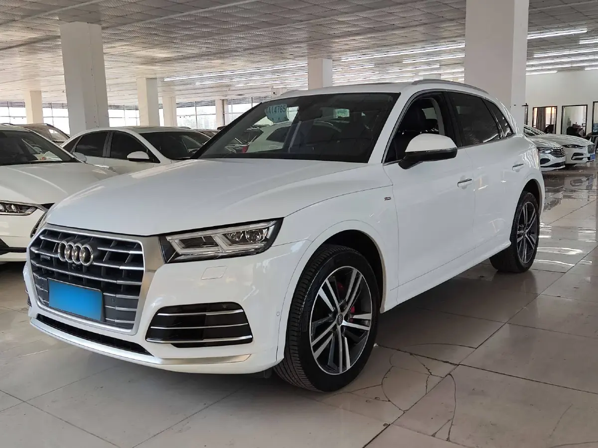 2020 Audi Q5L 2.0T 252HP L4 7DCT