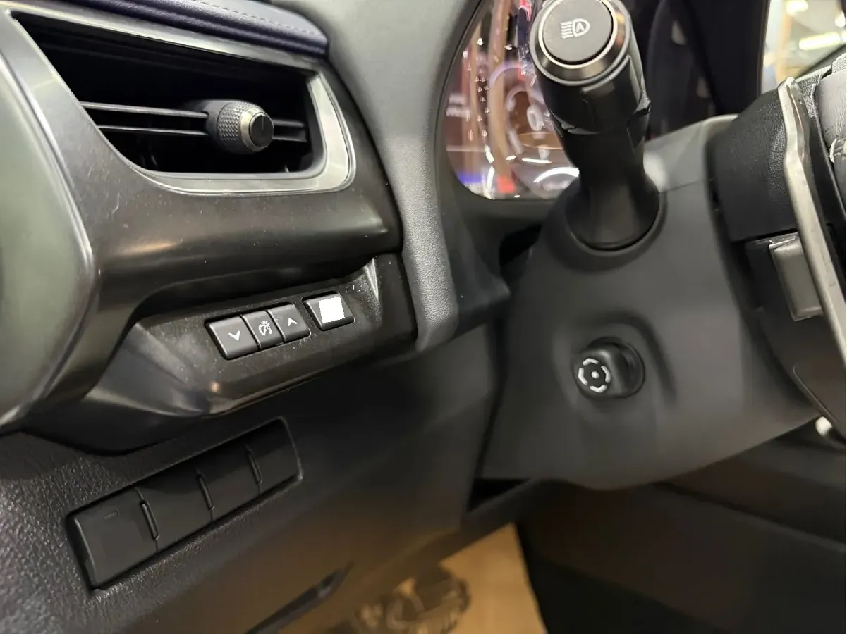 2020 Lexus UX BEV 54.35KWH,autocango,china used car exporter,china ev exporter,chinese used car exporter,chinese used ev exporter