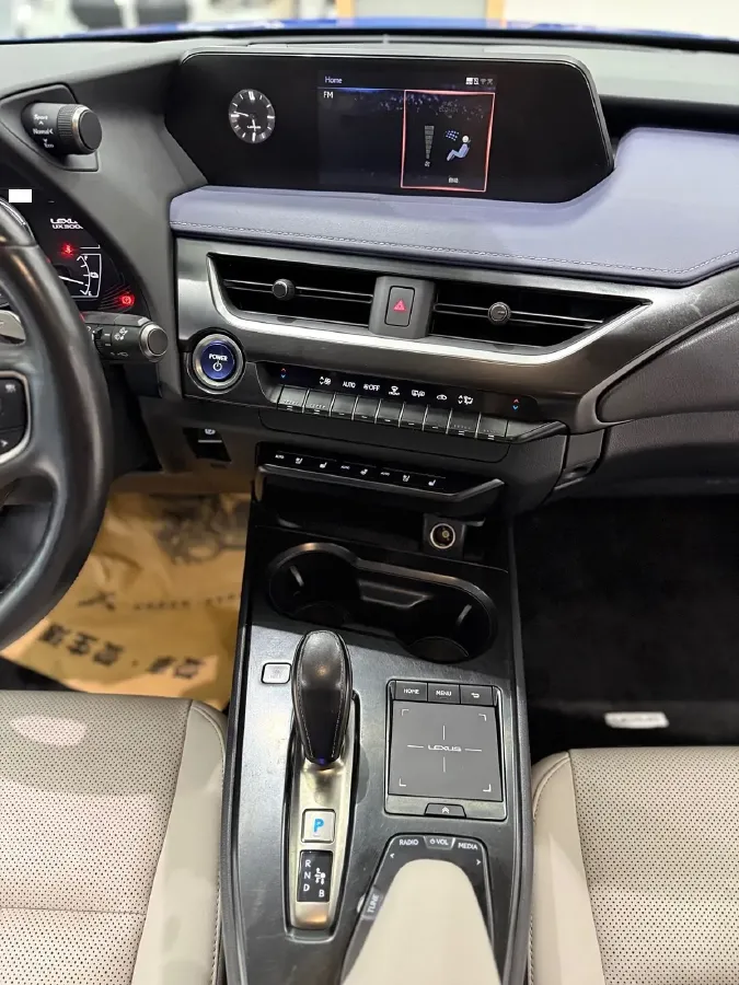 2020 Lexus UX BEV 54.35KWH,autocango,china used car exporter,china ev exporter,chinese used car exporter,chinese used ev exporter