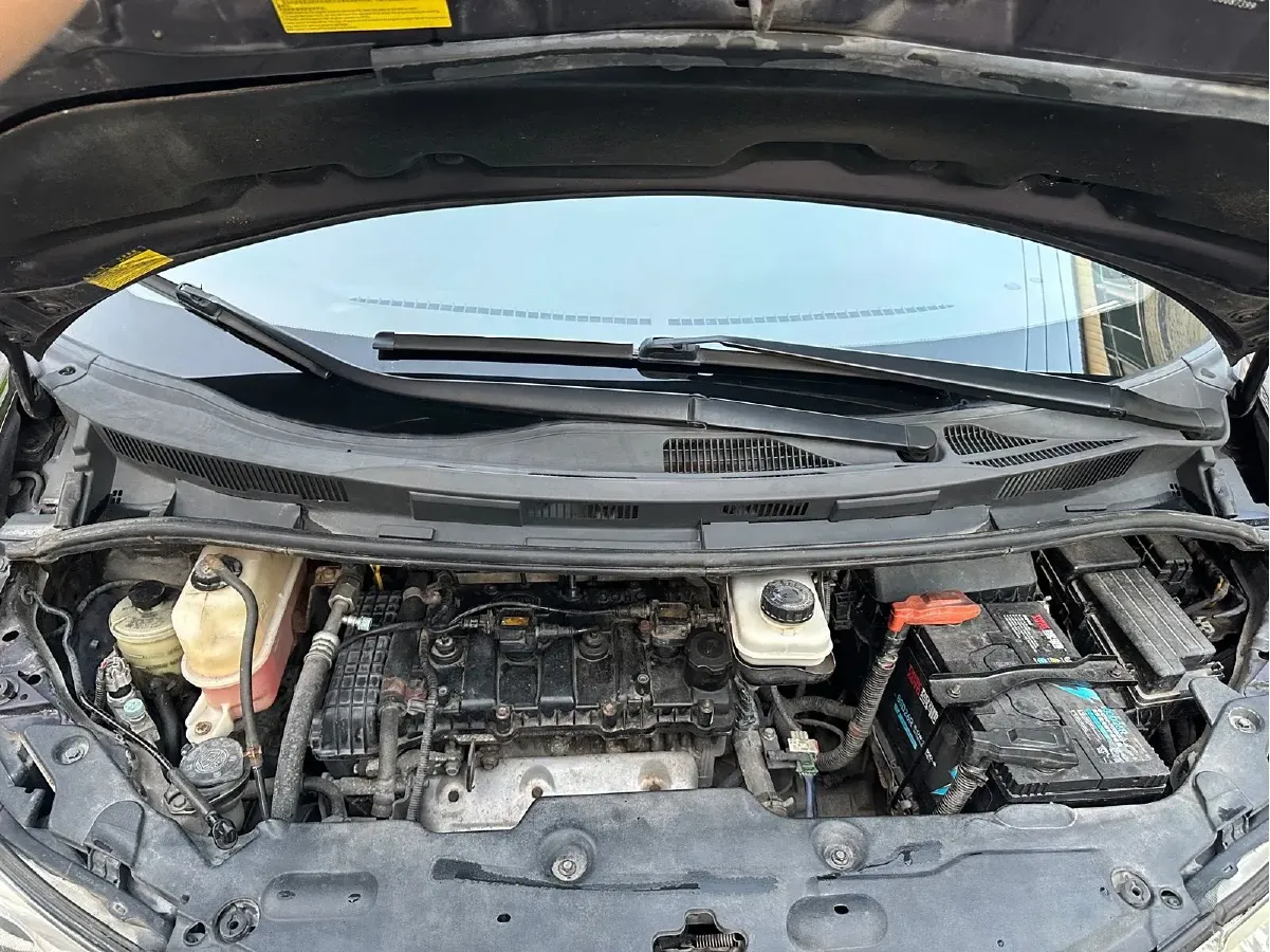 2013 BYD M6 2.0L 140HP L4 5MT,autocango,china used car exporter,china ev exporter,chinese used car exporter,chinese used ev exporter