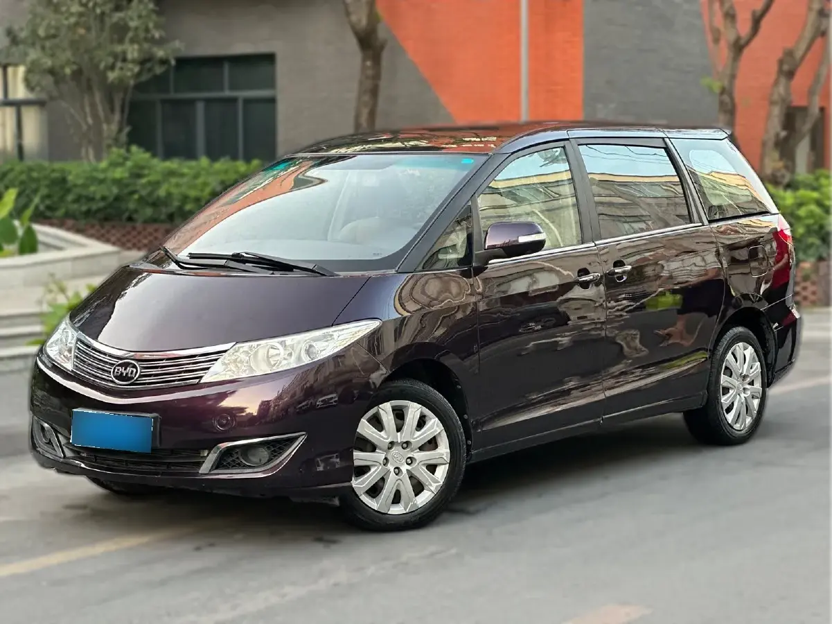 2013 BYD M6 2.0L 140HP L4 5MT