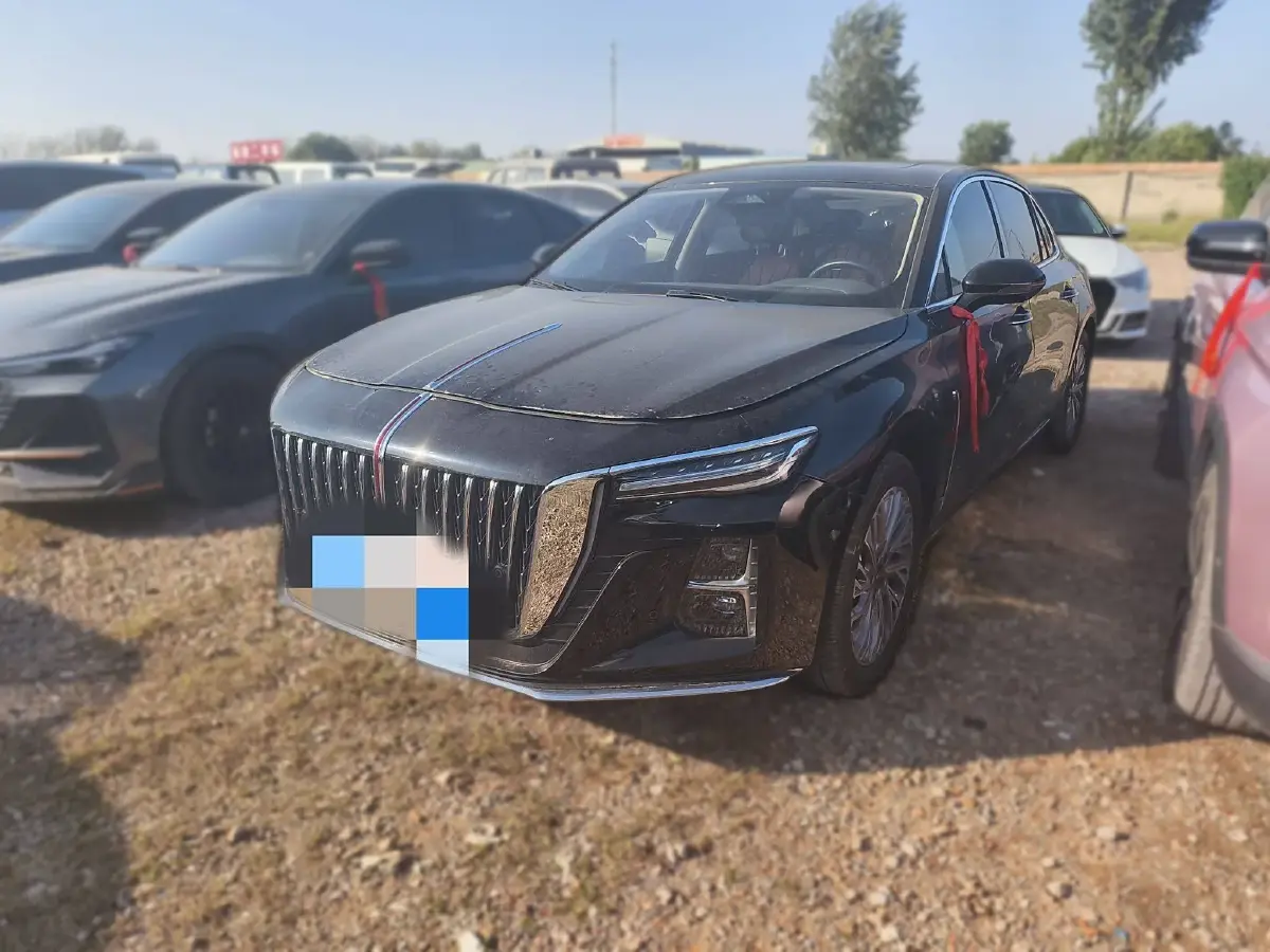 2023 HongQi H5 2.0T 224HP L4 8AT