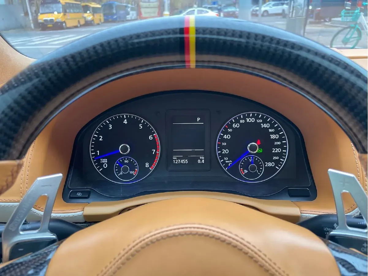 2011 Volkswagen Eos 2.0T 211HP L4 6DCT,autocango,china used car exporter,china ev exporter,chinese used car exporter,chinese used ev exporter