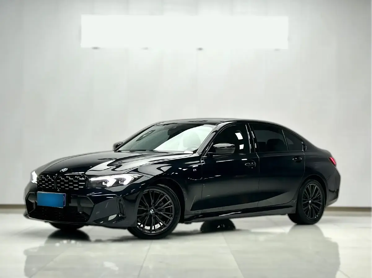 2023 BMW 3 Series 2.0T 184HP L4 8AT