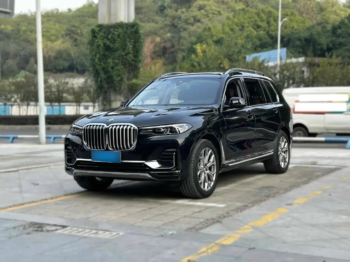 2020 BMW X7 3.0T 340HP L6 8AT