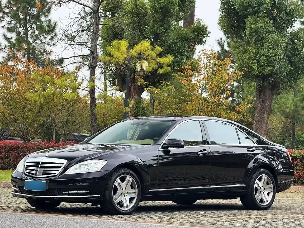 2010 Mercedes-Benz S Class 5.5T 517HP V12 5AT