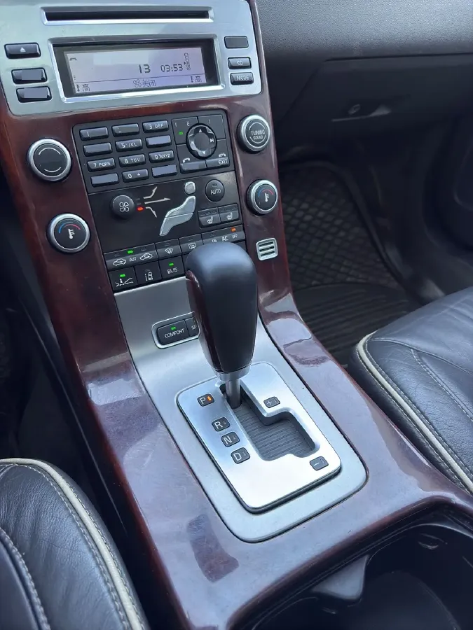 2006 Volvo S80 4.4L 315HP V8 6AT,autocango,china used car exporter,china ev exporter,chinese used car exporter,chinese used ev exporter