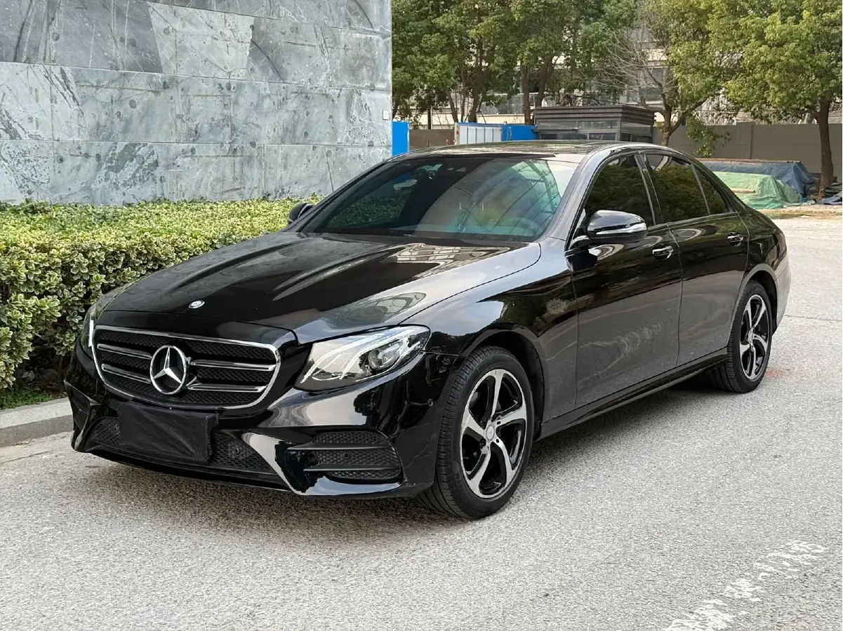 2017 Mercedes-Benz E Class 2.0T 184HP L4 9AT