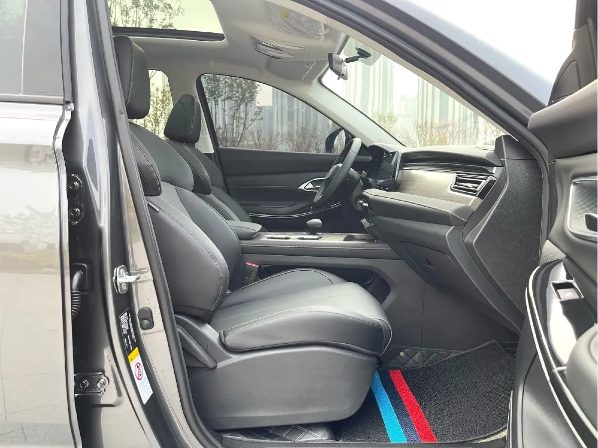 2024 ChangAn X7 PLUS 1.5T 188HP L4 7DCT,autocango,china used car exporter,china ev exporter,chinese used car exporter,chinese used ev exporter