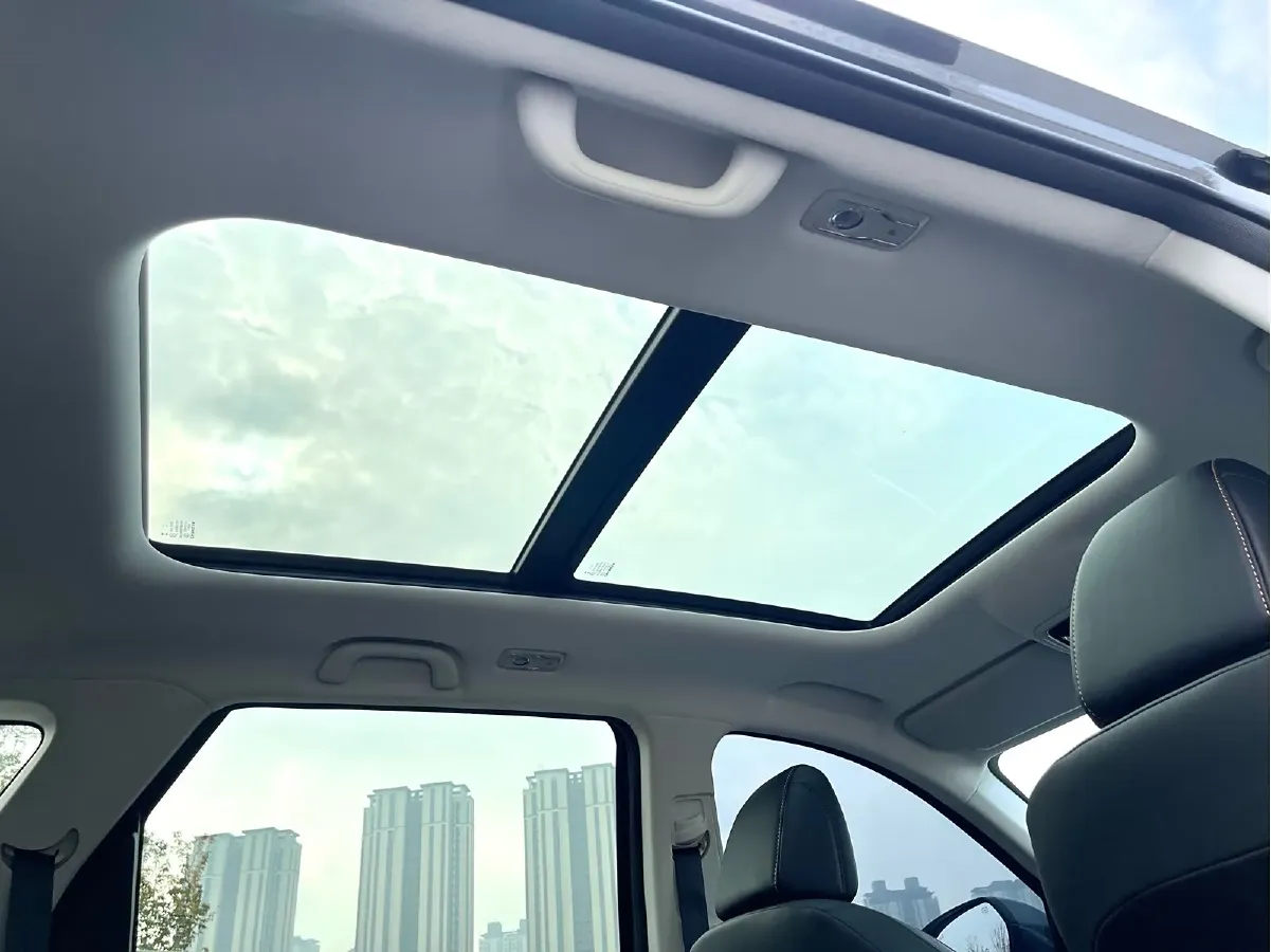 2024 ChangAn X7 PLUS 1.5T 188HP L4 7DCT,autocango,china used car exporter,china ev exporter,chinese used car exporter,chinese used ev exporter