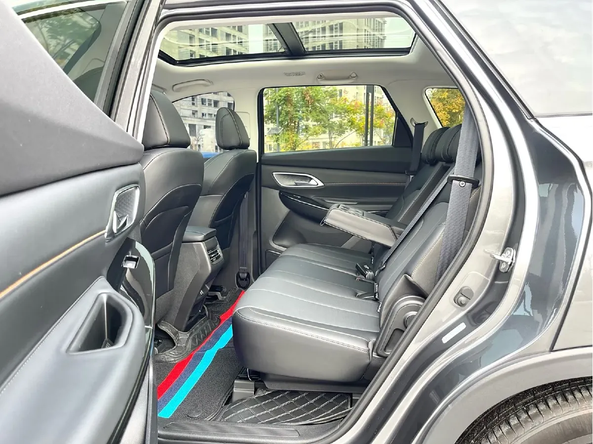 2024 ChangAn X7 PLUS 1.5T 188HP L4 7DCT,autocango,china used car exporter,china ev exporter,chinese used car exporter,chinese used ev exporter