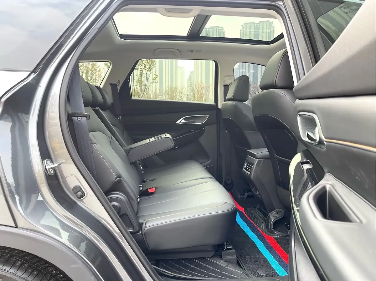 2024 ChangAn X7 PLUS 1.5T 188HP L4 7DCT,autocango,china used car exporter,china ev exporter,chinese used car exporter,chinese used ev exporter